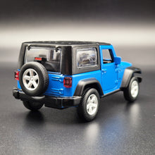 Load image into Gallery viewer, MSZ 2014 Jeep Wrangler Blue 1:43 Die Cast Car