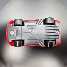 Load image into Gallery viewer, Disney Pixar Cars - Lightning McQueen Diecast Car V2797