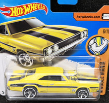 Load image into Gallery viewer, Hot Wheels 2017 '69 Dodge Charger 500 Yellow #95 Muscle Mania 6/10 New
