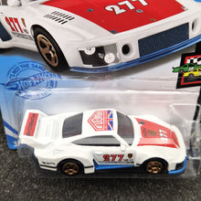 Load image into Gallery viewer, Hot Wheels 2021 Porsche 935 White #58 HW Race Day 5/10 New Long Card - Gold