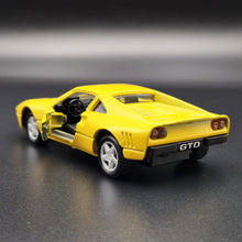 Load image into Gallery viewer, Maisto 1987 Ferrari 288 GTO Yellow 1:36 Shell Collezione Die Cast Car