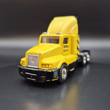 Load image into Gallery viewer, Maisto Tonka 2000 Hauler Kenworth T2000 Semi Truck Yellow Tough Hauler