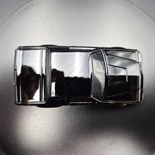 Load image into Gallery viewer, Maisto 1987 Buick GNX Black #04 Muscle Machines 1:64