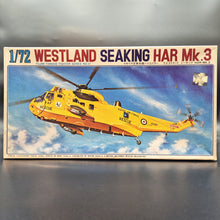 Load image into Gallery viewer, Fujimi Westland Sea King HAR Mk.3 RAF Rescue Helicopter #7A31 1:72 Scale Plastic Model Kit