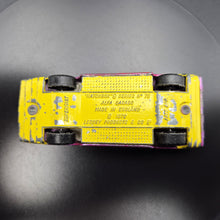 Load image into Gallery viewer, Matchbox 1971 Alfa Romeo Carabo Purple #MB75 1-75 Superfast