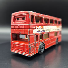 Load image into Gallery viewer, Matchbox 1981 The Londoner Bus #MB17 Red Matchbox 1-75 Superfast - Berger Paints