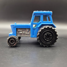 Load image into Gallery viewer, Matchbox 1978 Ford Tractor MB46 Blue Matchbox 1-75