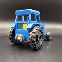 Load image into Gallery viewer, Matchbox 1978 Ford Tractor MB46 Blue Matchbox 1-75