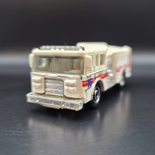 Load image into Gallery viewer, Matchbox 2010 Pierce Dash Fire Engine White MB56 Emergency Response 6/8