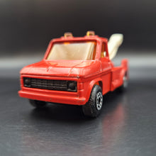 Load image into Gallery viewer, Matchbox 1979 Ford Transit Wreck Truck Red #MB61 Matchbox 1-75 Superfast