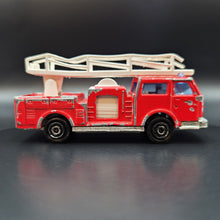 Load image into Gallery viewer, Majorette 1986 Pompier Ladder Fire Truck Red #207 Series 200