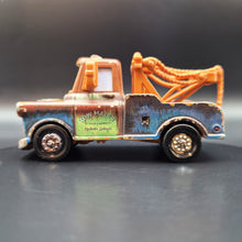 Load image into Gallery viewer, Disney Pixar Cars 3 - Mater - Diecast Tow Truck 1:55