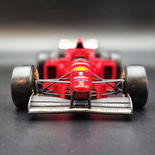 Load image into Gallery viewer, Maisto 1996 Ferrari F310/2 Formula 1 Red 1:20 Die Cast Car - Michael Schumacher