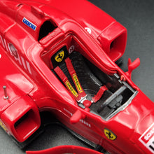 Load image into Gallery viewer, Maisto 1996 Ferrari F310/2 Formula 1 Red 1:20 Die Cast Car - Michael Schumacher