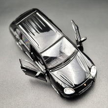 Load image into Gallery viewer, Welly 2010 Porsche Cayenne Turbo Black #42348 1:36 Collection Series