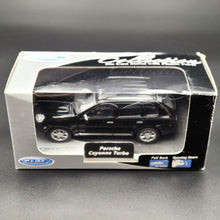 Load image into Gallery viewer, Welly 2010 Porsche Cayenne Turbo Black #42348 1:36 Collection Series