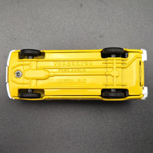 Load image into Gallery viewer, Vanguards 1960 Ford Thames 307E Anglia Van National Benzole #VA4009 1:43 1950-60's Classic Vehicles