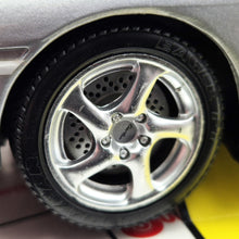 Load image into Gallery viewer, Bburago 1999 Porsche 911 996 Turbo Coupe Silver #33067 Gold Collection 1:18 Die Cast Car