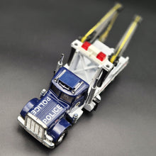 Load image into Gallery viewer, Matchbox 1986 Peterbilt Wrecker Truck K-121 Dark Blue Super Kings