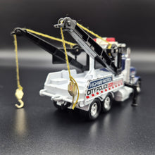 Load image into Gallery viewer, Matchbox 1986 Peterbilt Wrecker Truck K-121 Dark Blue Super Kings