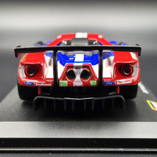 Load image into Gallery viewer, Bburago 2017 Ford GT Race Car #67 Red 1:32 Die Cast Car