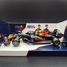 Load image into Gallery viewer, Bburago 2021 Red Bull Honda Racing Formula 1 RB16B Max Verstappen #33 1:43
