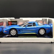 Load image into Gallery viewer, Bburago 1997 Chevrolet Corvette Blue #3356 1:18 Gold Collection Die Cast Car
