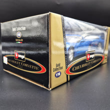 Load image into Gallery viewer, Bburago 1997 Chevrolet Corvette Blue #3356 1:18 Gold Collection Die Cast Car