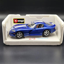 Load image into Gallery viewer, Bburago 1996 Dodge Viper GTS Coupe Blue #3030 1:18 Die Cast Car