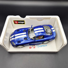 Load image into Gallery viewer, Bburago 1996 Dodge Viper GTS Coupe Blue #3030 1:18 Die Cast Car