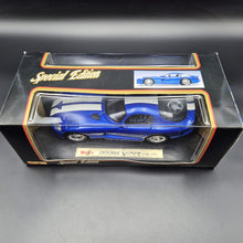 Load image into Gallery viewer, Maisto 1996 Dodge Viper GTS Coupe Blue #31832 1:18 Special Edition Die Cast Car