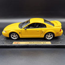 Load image into Gallery viewer, Maisto 1999 Mustang GT Yellow #31860 1:18 Special Edition Die Cast Car