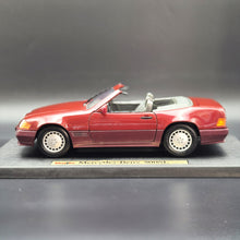Load image into Gallery viewer, Maisto 1989 Mercedes-Benz 500SL Convertible Dark Red #31801 1:18 Special Edition Die Cast Car