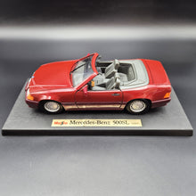 Load image into Gallery viewer, Maisto 1989 Mercedes-Benz 500SL Convertible Dark Red #31801 1:18 Special Edition Die Cast Car