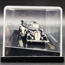 Load image into Gallery viewer, Ricko 1939 Horch 930V Cabriolet Black/Cream #38652 1:87 HO Scale Model