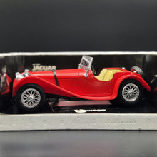 Load image into Gallery viewer, Bburago Jaguar SS 100 (1937) Red #3006 1:18 Die Cast Car