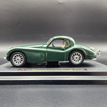 Load image into Gallery viewer, Bburago Jaguar XK120 Coupe (1948) Green #1508 1:24 Die Cast Car