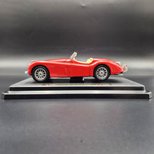 Load image into Gallery viewer, Bburago Jaguar XK120 Roadster (1948) Red #1502 1:24 Die Cast Car