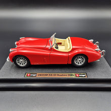 Load image into Gallery viewer, Bburago Jaguar XK120 Roadster (1948) Red #1502 1:24 Die Cast Car