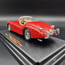 Load image into Gallery viewer, Bburago Jaguar XK120 Roadster (1948) Red #1502 1:24 Die Cast Car