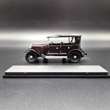 Load image into Gallery viewer, Oxford Diecast Austin Heavy Twelve Maroon AHT002 1:43 Model