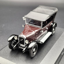 Load image into Gallery viewer, Oxford Diecast Austin Heavy Twelve Maroon AHT002 1:43 Model