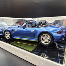 Load image into Gallery viewer, Bburago BMW M Roadster 1996 Blue #3349 1:18 Gold Collection Die Cast Car