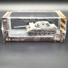 Load image into Gallery viewer, 1944 German Reich Tiger II Sd.Kfz.182 Heavy Tank 1:72 Die Cast Tank - Budapest