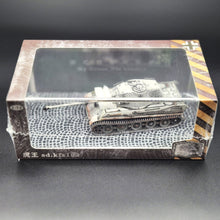 Load image into Gallery viewer, 1944 German Reich Tiger II Sd.Kfz.182 Heavy Tank 1:72 Die Cast Tank - Budapest