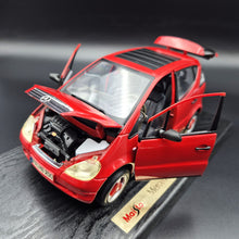 Load image into Gallery viewer, Maisto 1997 Mercedes-Benz A-Class Red #31841 1:18 Special Edition Die Cast Car