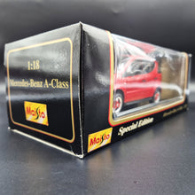 Load image into Gallery viewer, Maisto 1997 Mercedes-Benz A-Class Red #31841 1:18 Special Edition Die Cast Car