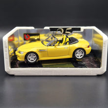 Load image into Gallery viewer, Bburago BMW M Roadster 1996 Yellow #3369 1:18 Gold Collection Die Cast Car