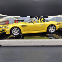 Load image into Gallery viewer, Bburago BMW M Roadster 1996 Yellow #3369 1:18 Gold Collection Die Cast Car