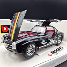 Load image into Gallery viewer, Bburago Mercedes-Benz 300 SL (1954) Gullwing Black #3015 1:18 Die Cast Car